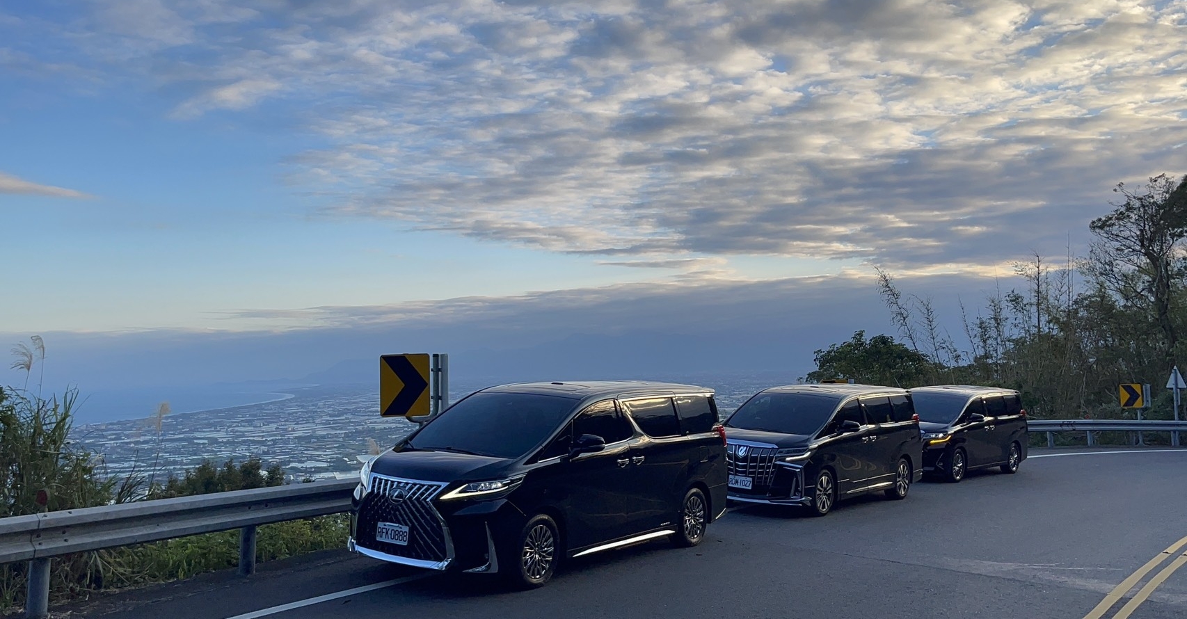 舒適旅遊包車車款